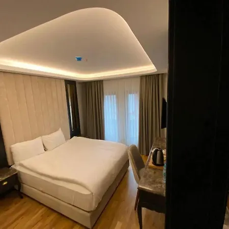 팔데 앤 스파 4*