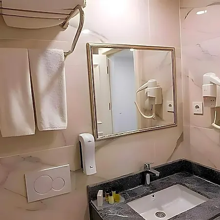 Dodo Old Hotel 4*