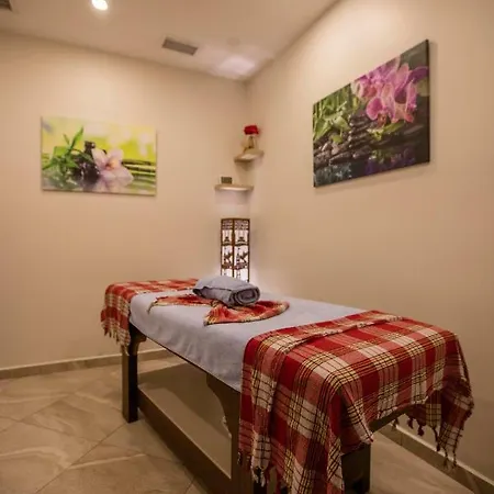 Palde & Hotel Istanbul